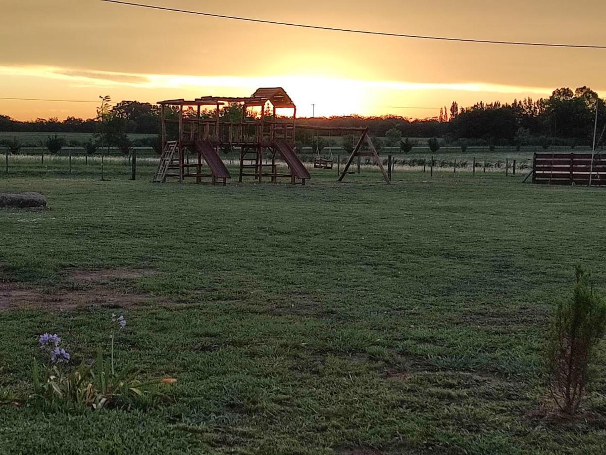 Tierra De Inmigrantes Vila Baradero Exterior foto